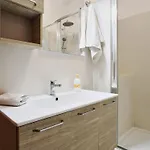 Modern Bright And * Μιλάνο
