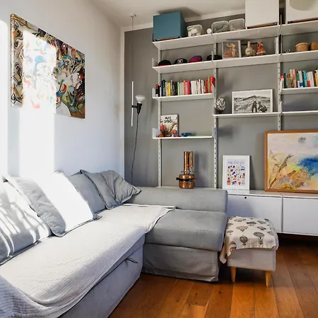 Διαμέρισμα Modern Bright And