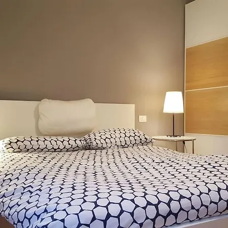 Modern Bright And Central Apartament *
