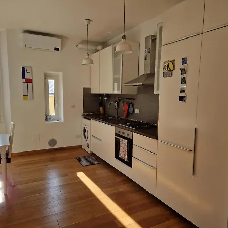 Modern Bright And Central Apartament *